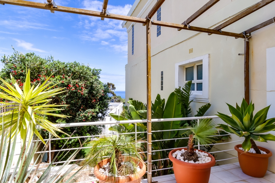 3 Bedroom Property for Sale in Camps Bay Western Cape